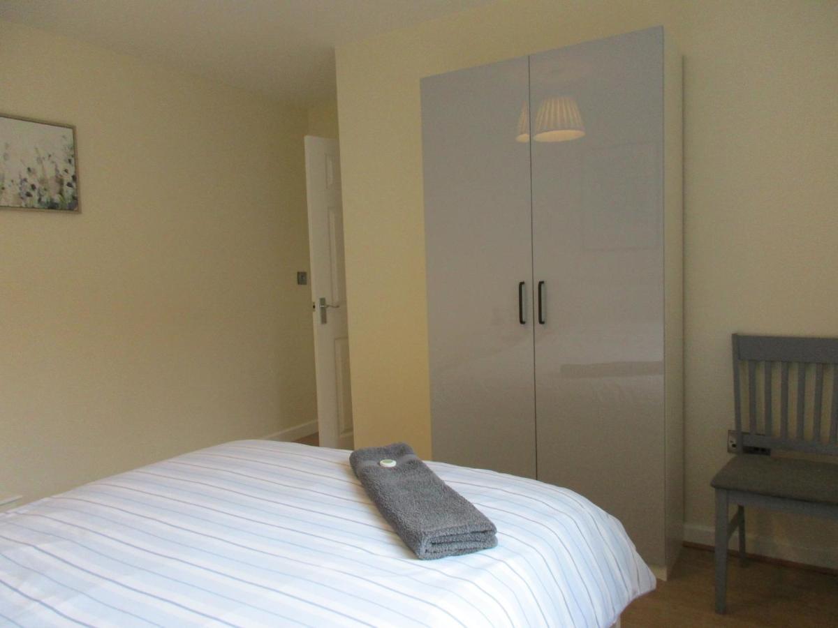 20 Nightingale Gardens, Coton Park, Rugby Cv23 0Wt Apartment Exterior photo